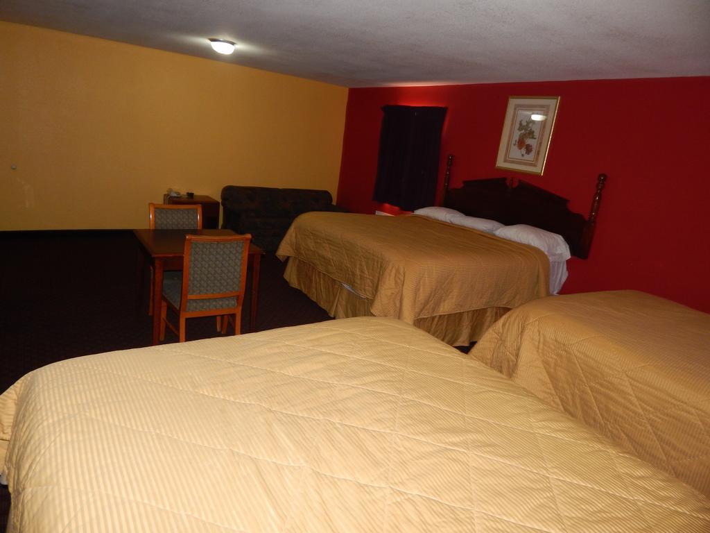 Sunrise Inn - Brownsville Номер фото