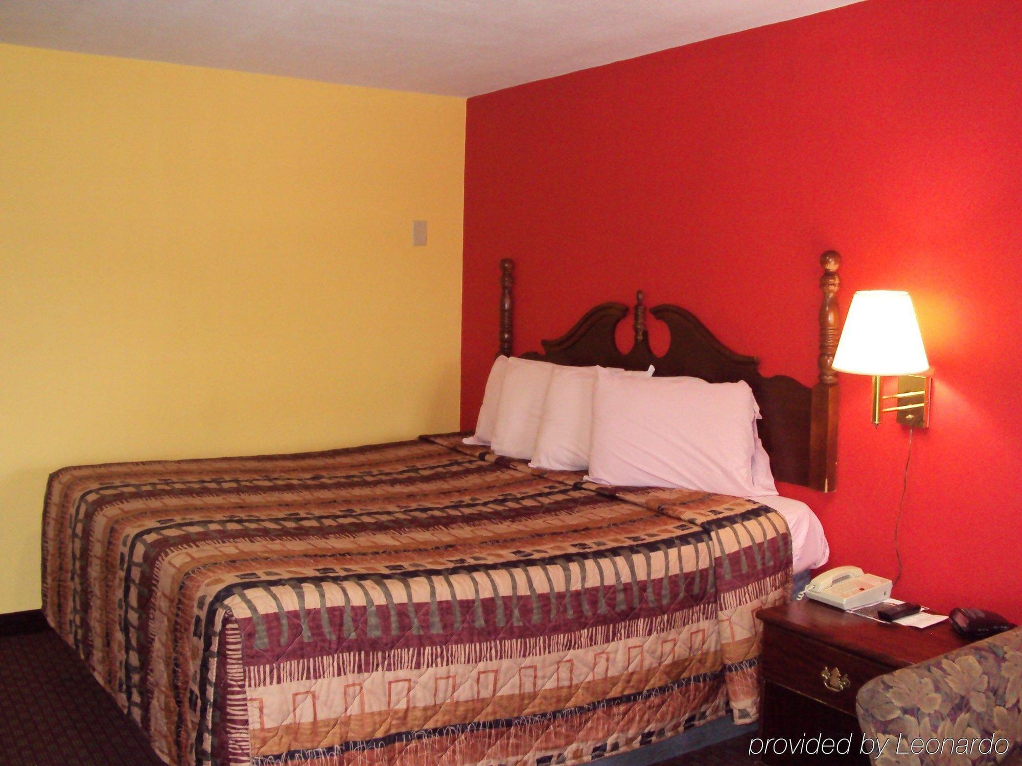 Sunrise Inn - Brownsville Номер фото