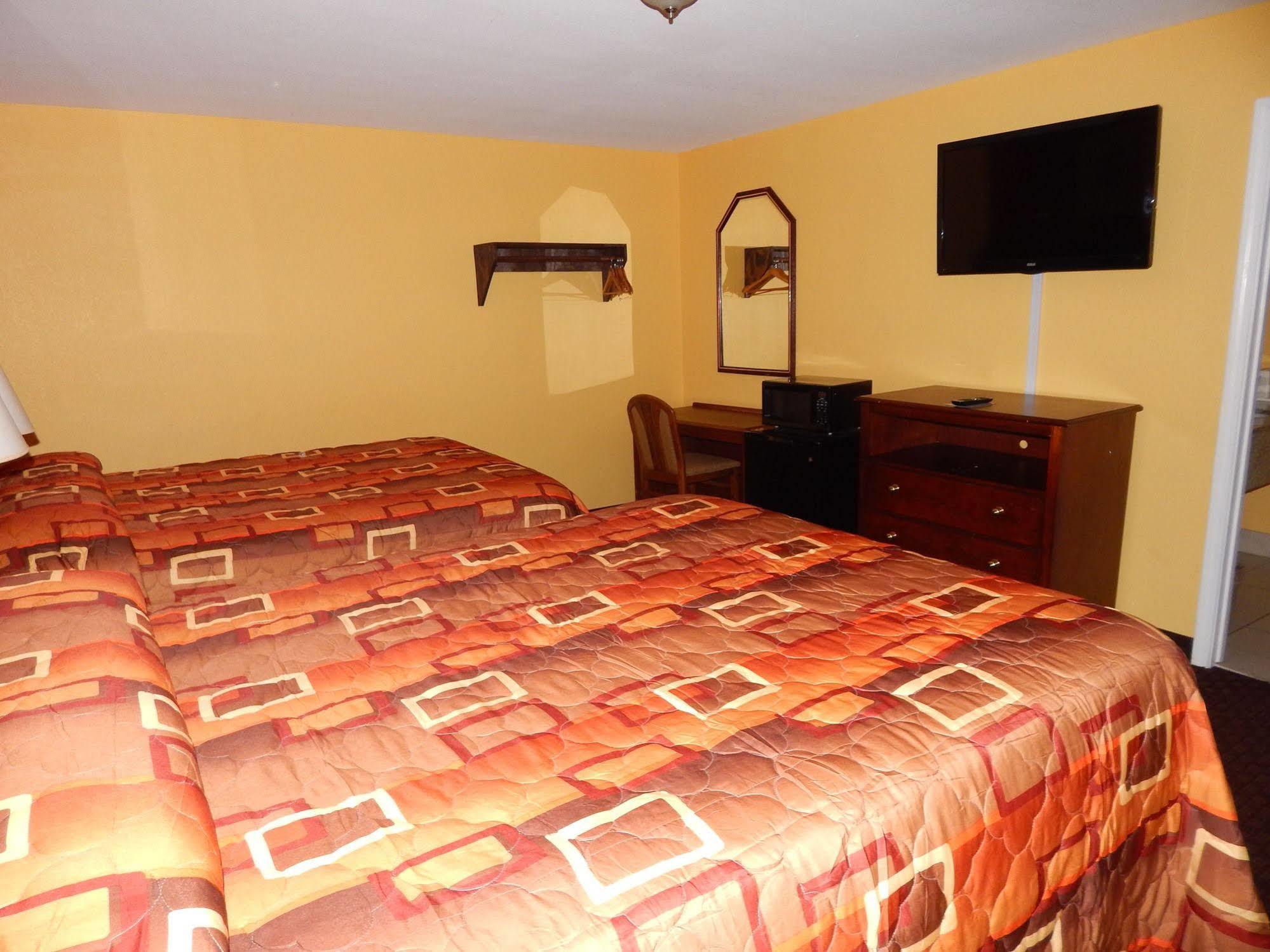 Sunrise Inn - Brownsville Экстерьер фото